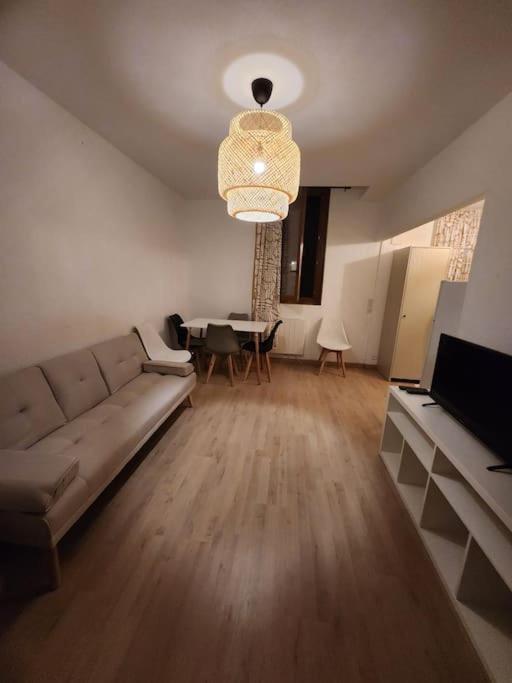 Chez Lian, Belle Maison Villa Beaucaire  Buitenkant foto